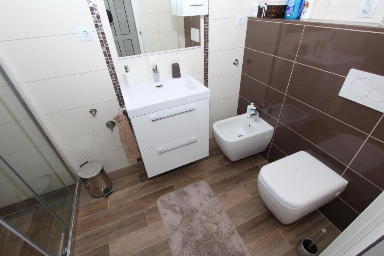 Apartment Elia Rovigno Esterno foto