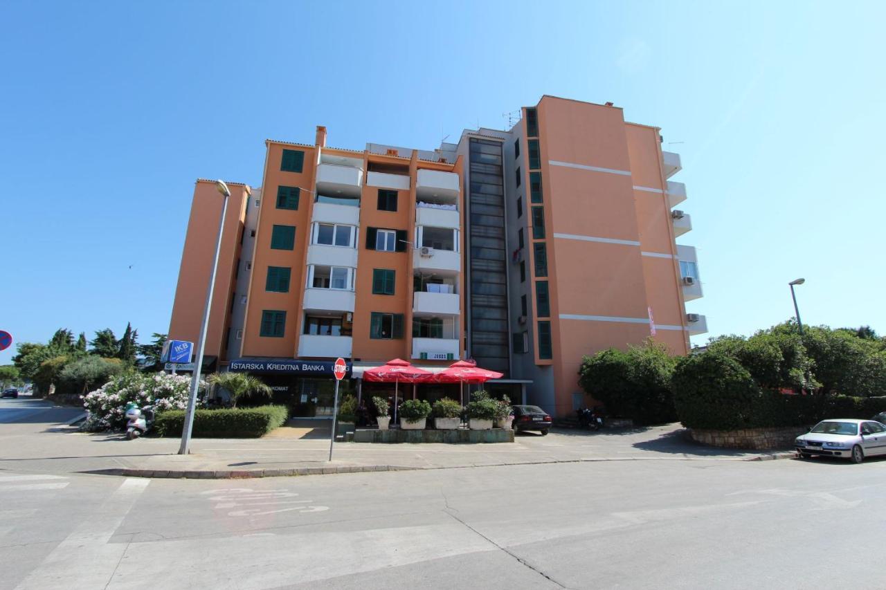 Apartment Elia Rovigno Esterno foto