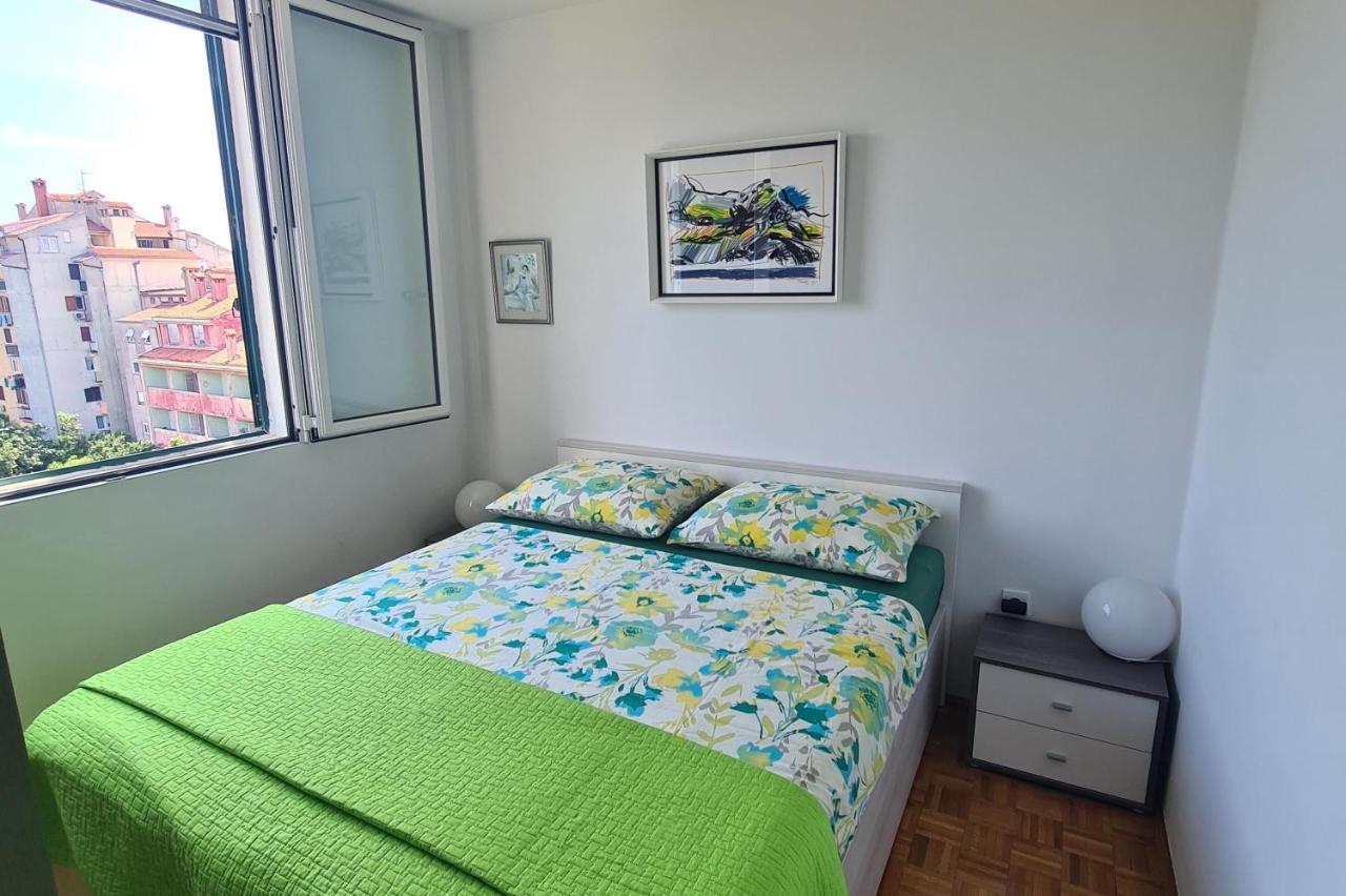Apartment Elia Rovigno Esterno foto